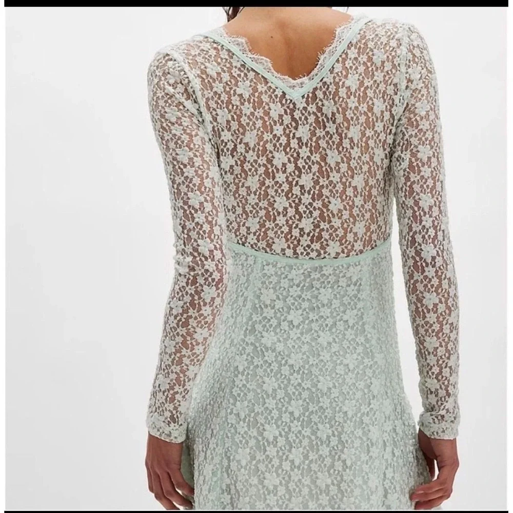 New NWT Free People Petra V Neck Lace Mini Dress size small Mint Green feminine